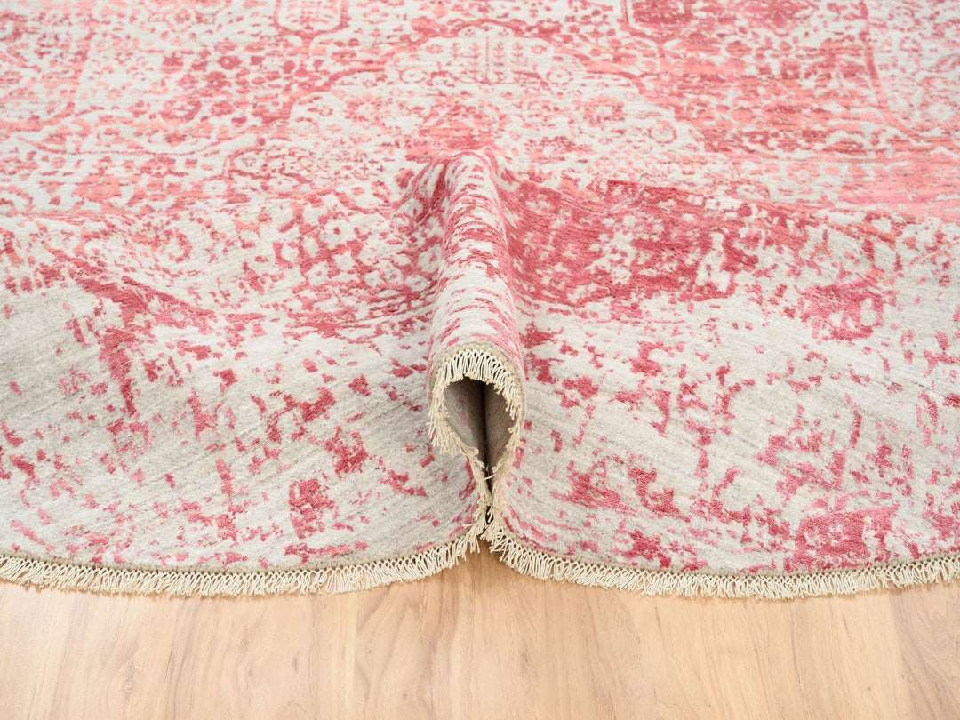 8'9" x 8'9" New Hand Knotted Pink Wool & Silk Round Oriental Rug - MOA10263469