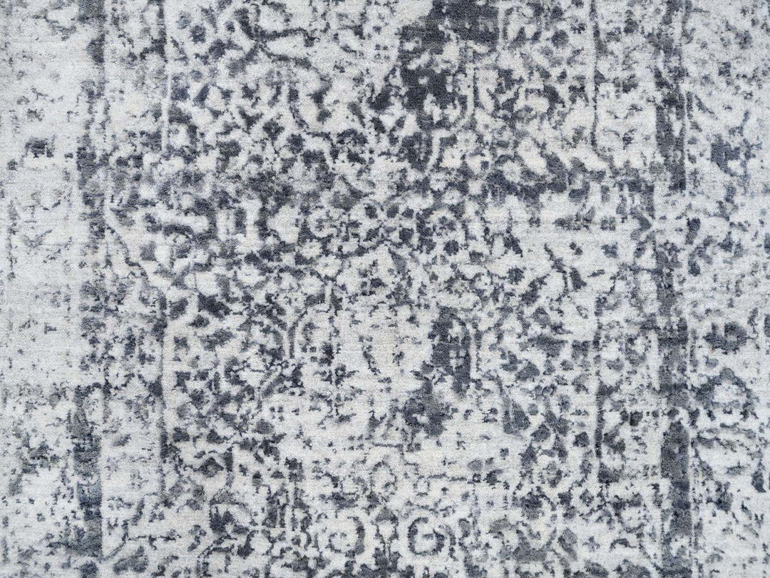 2'6" x 5'10" New Hand Knotted Grey Wool & Silk Runner Oriental Rug - MOA10263475