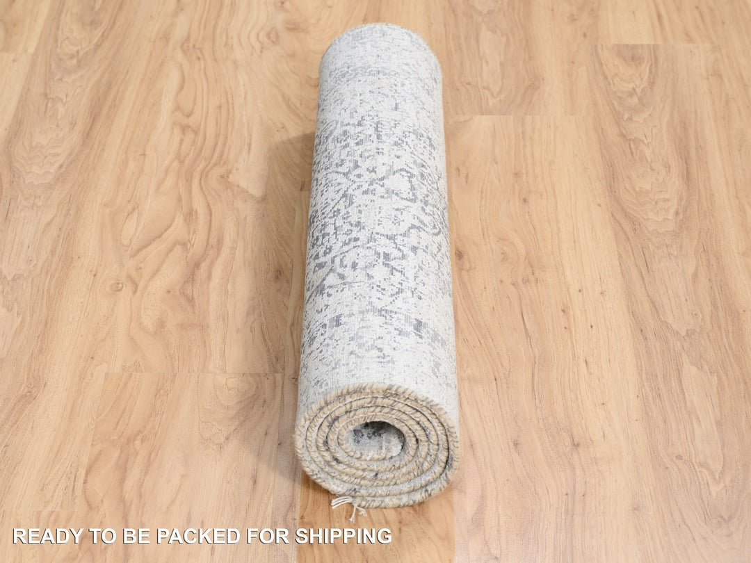 2'6" x 5'10" New Hand Knotted Grey Wool & Silk Runner Oriental Rug - MOA10263475