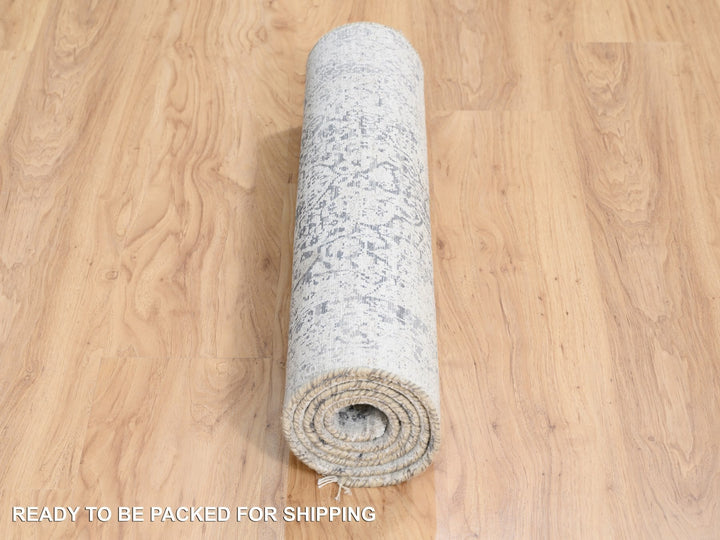 2'6" x 5'10" New Hand Knotted Grey Wool & Silk Runner Oriental Rug - MOA10263475