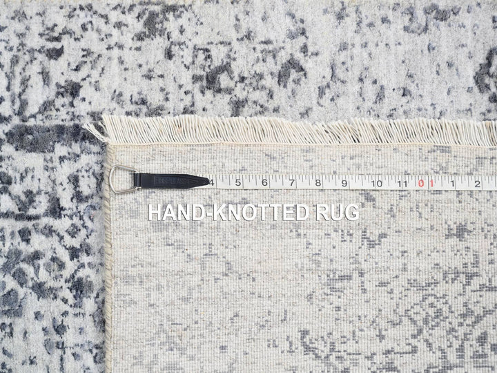 2'6" x 5'10" New Hand Knotted Grey Wool & Silk Runner Oriental Rug - MOA10263475