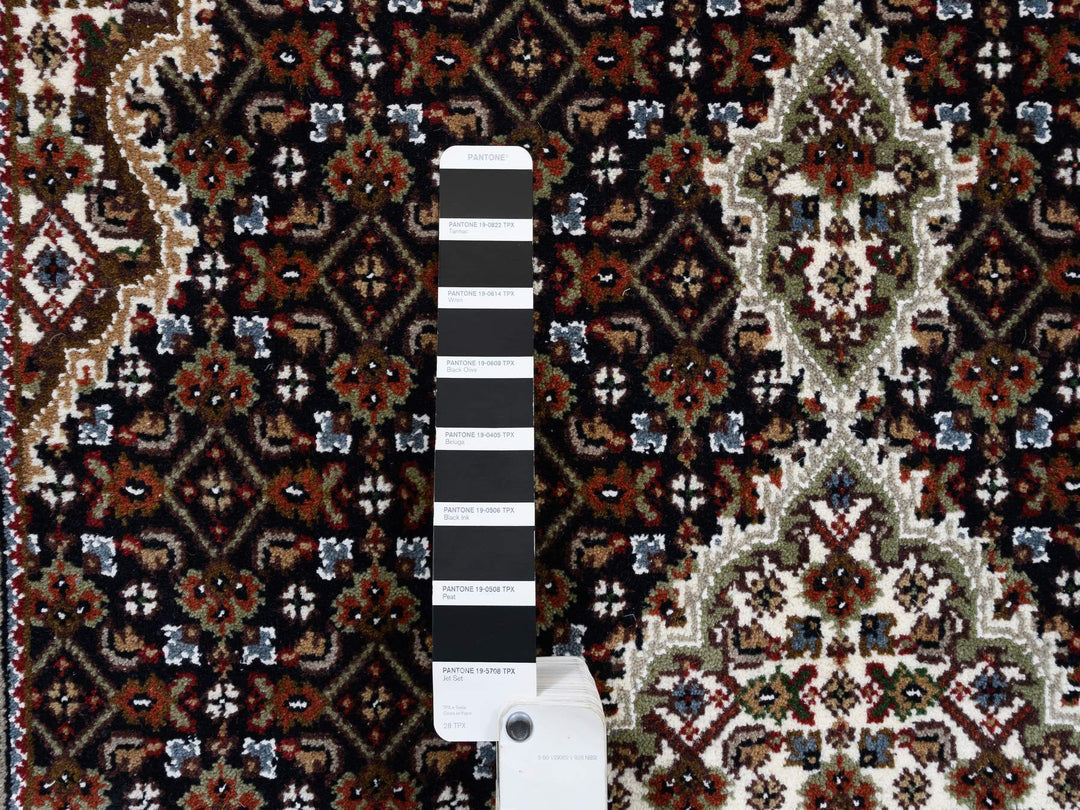 4'0" x 6'3" New Hand Knotted Black Wool Rectangle Oriental Rug - MOA10263541