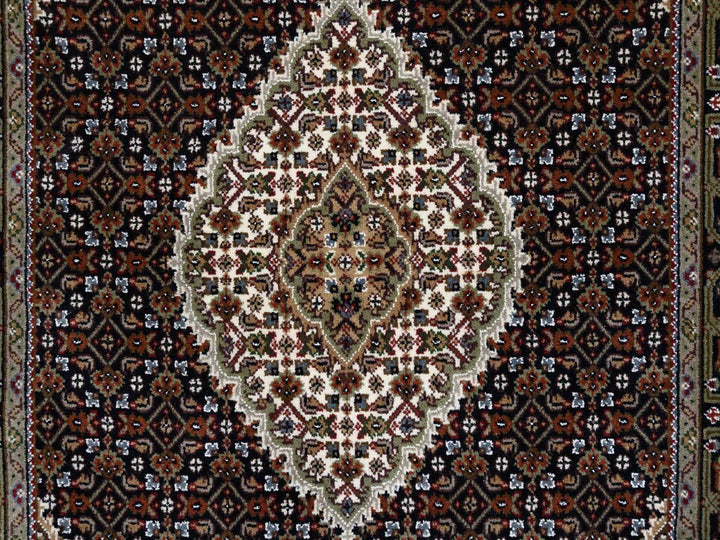 4'0" x 6'3" New Hand Knotted Black Wool Rectangle Oriental Rug - MOA10263541