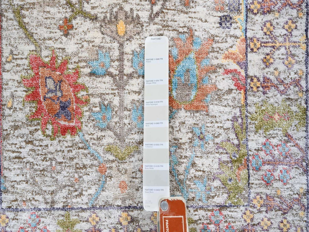 2'3" x 3'2" New Hand Knotted Beige Wool & Silk Rectangle Oriental Rug - MOA10263743