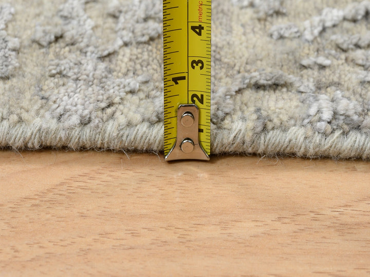 2'0" x 2'10" New Hand Knotted Beige Wool & Silk Rectangle Oriental Rug - MOA10263891