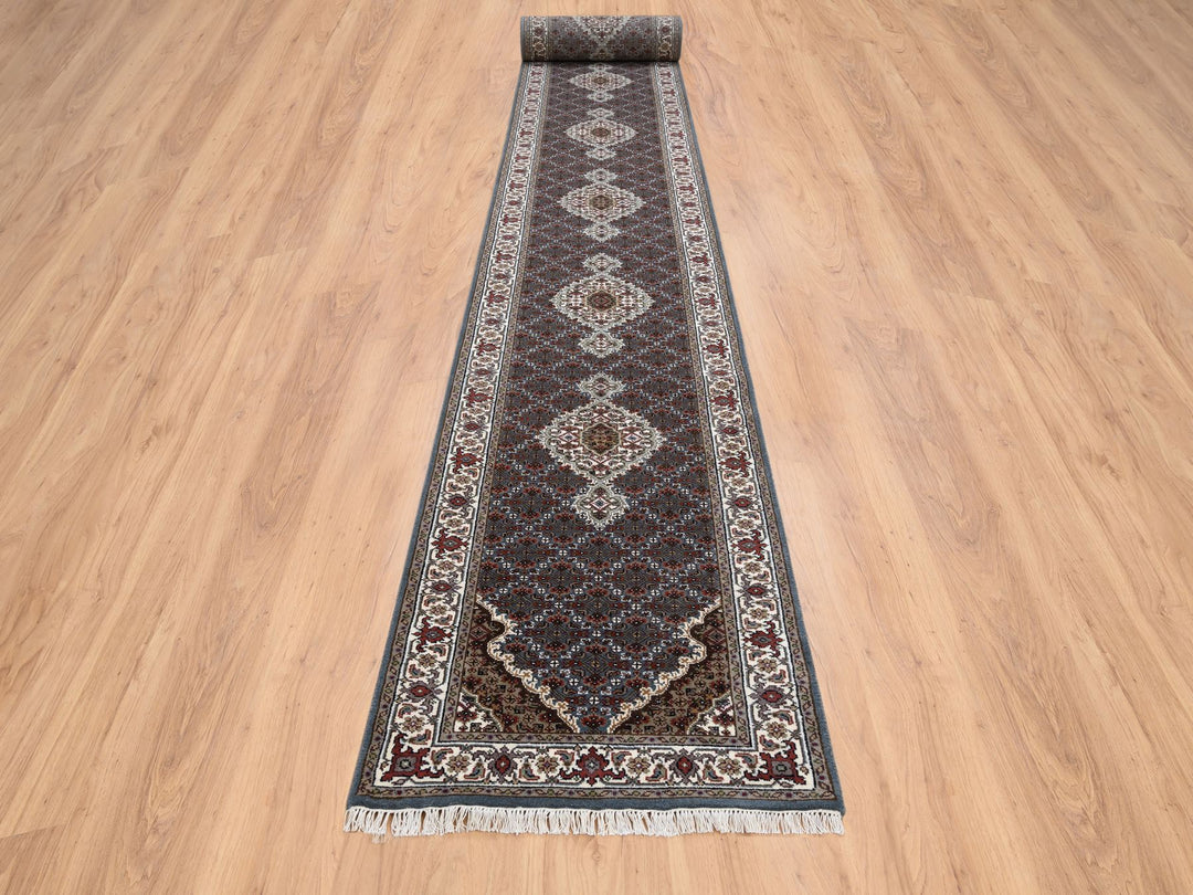 2'6" x 26'0" New Hand Knotted Grey Wool Runner Oriental Rug - MOA10264089