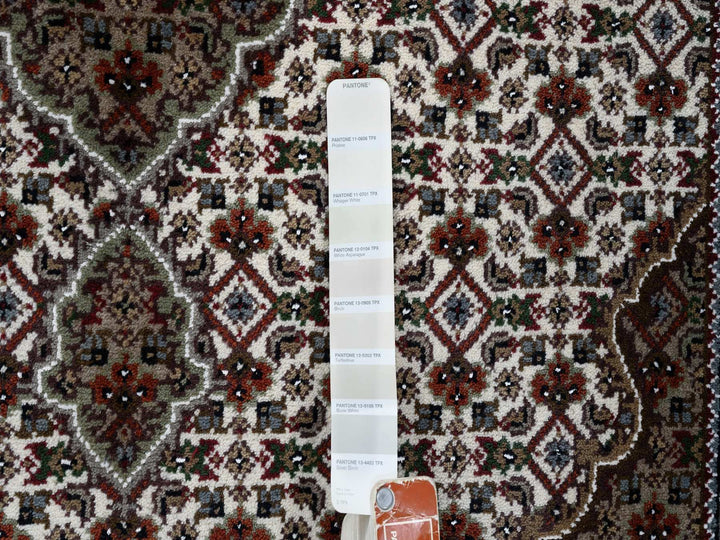 4'0" x 6'1" New Hand Knotted Ivory Silk & Cotton Blend Rectangle Oriental Rug - MOA10264122