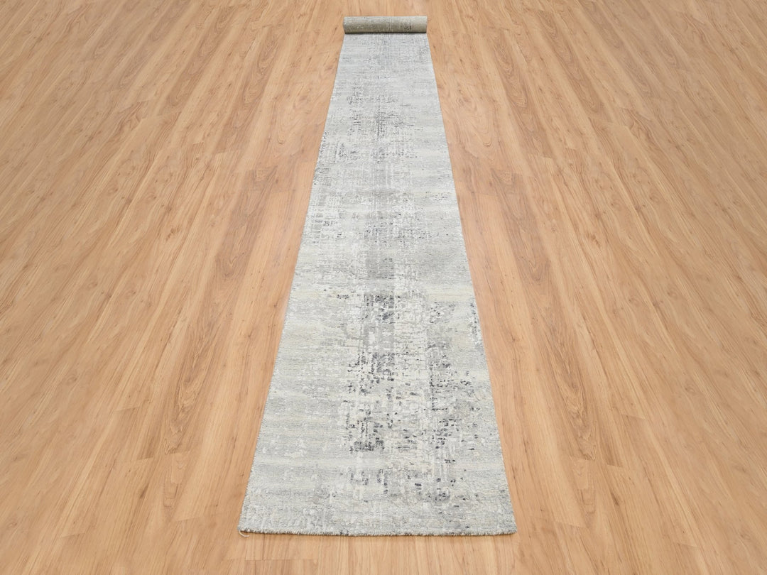 2'6" x 20'0" New Hand Knotted Ivory Wool Runner Oriental Rug - MOA10264138