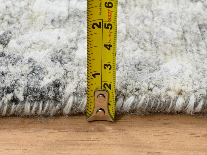 2'6" x 10'1" New Hand Knotted Grey Wool Runner Oriental Rug - MOA10264139