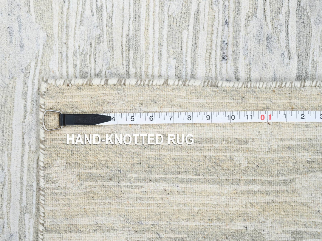 2'6" x 9'9" New Hand Knotted Grey Wool Runner Oriental Rug - MOA10264140