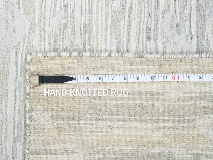 2'6" x 9'9" New Hand Knotted Grey Wool Runner Oriental Rug - MOA10264140