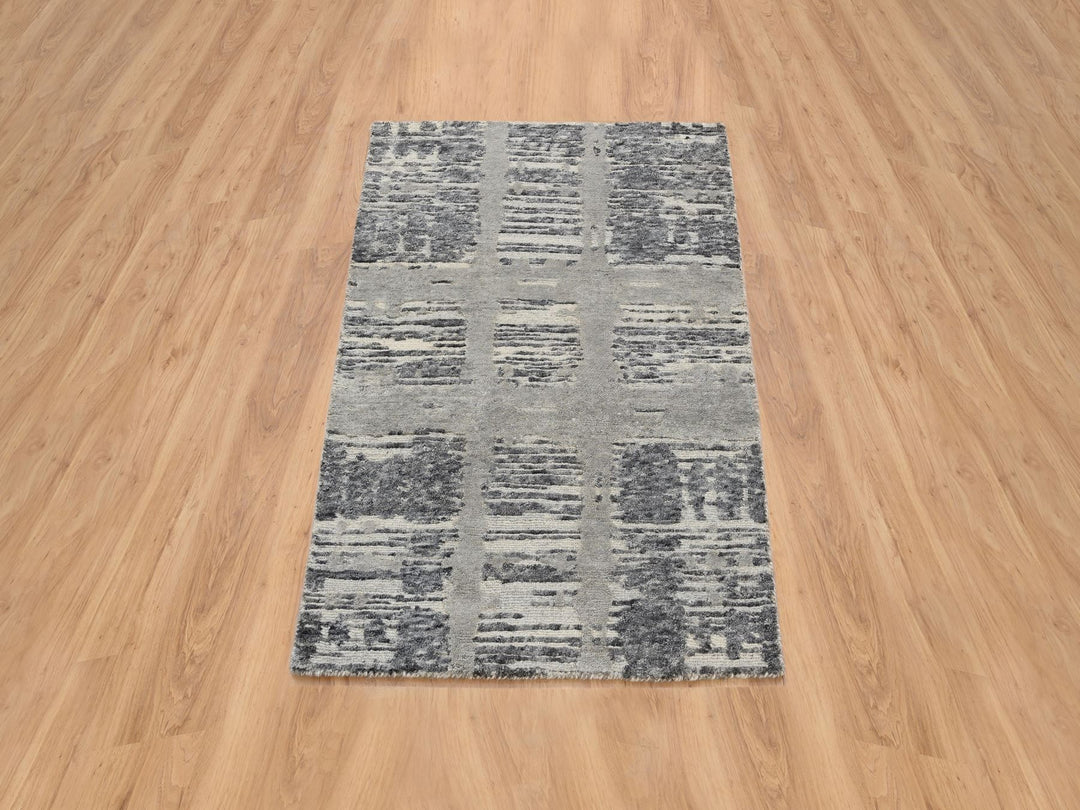 2'0" x 3'1" New Hand Knotted Grey Wool Rectangle Oriental Rug - MOA10264236