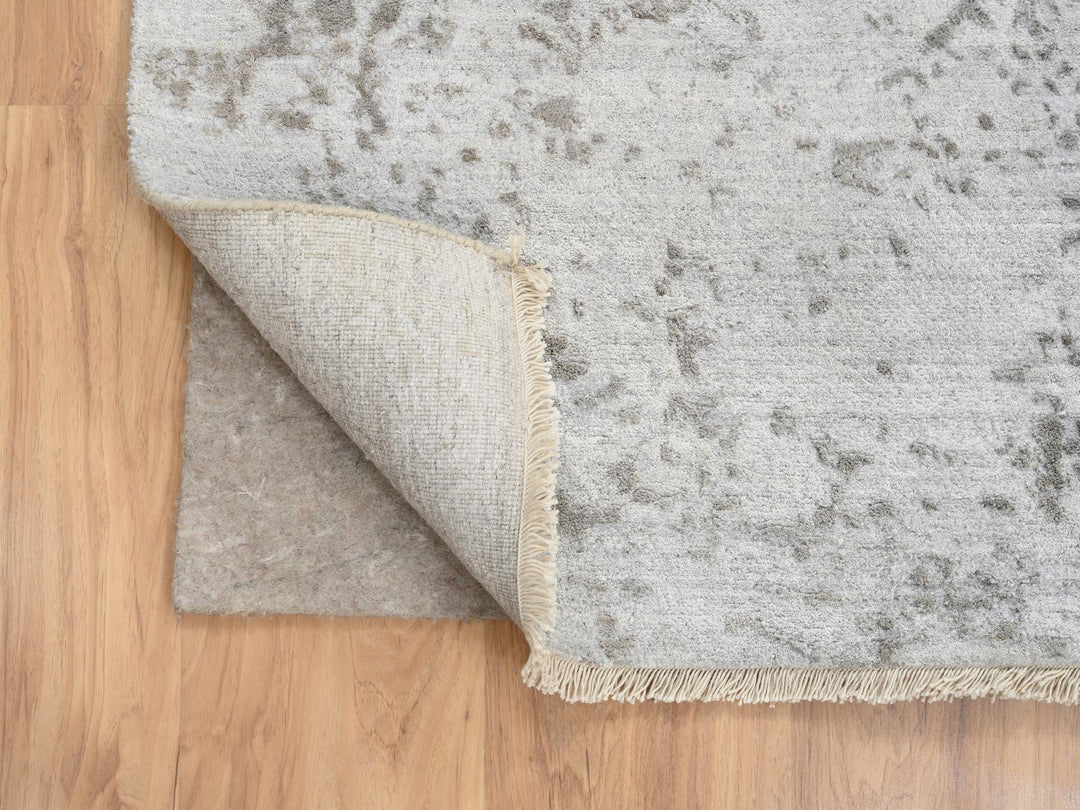 8'0" x 8'3" New Hand Knotted Grey Wool & Pure Silk Square Oriental Rug - MOA10264321