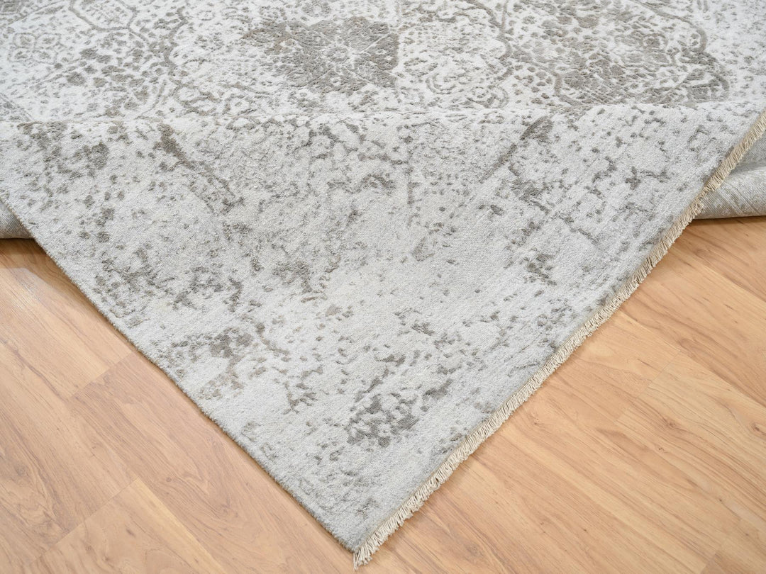 8'0" x 8'3" New Hand Knotted Grey Wool & Pure Silk Square Oriental Rug - MOA10264321