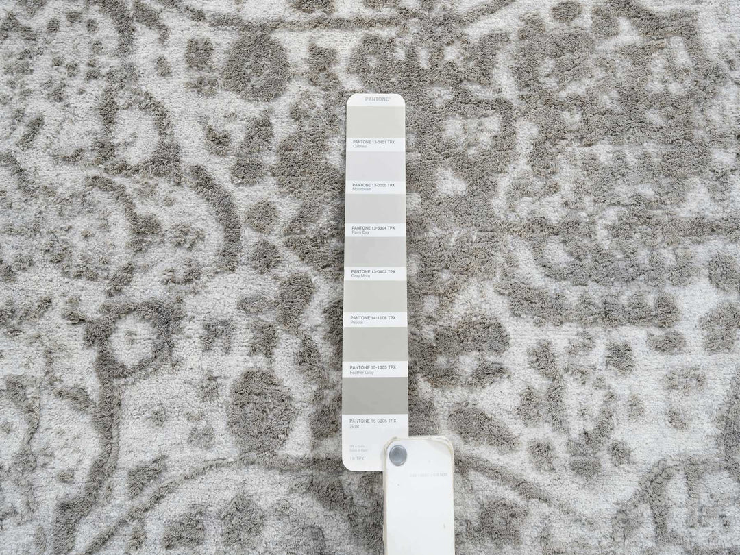 8'0" x 8'3" New Hand Knotted Grey Wool & Pure Silk Square Oriental Rug - MOA10264321
