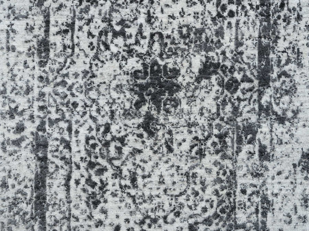 2'7" x 8'2" New Hand Knotted Grey Wool & Pure Silk Runner Oriental Rug - MOA10264324