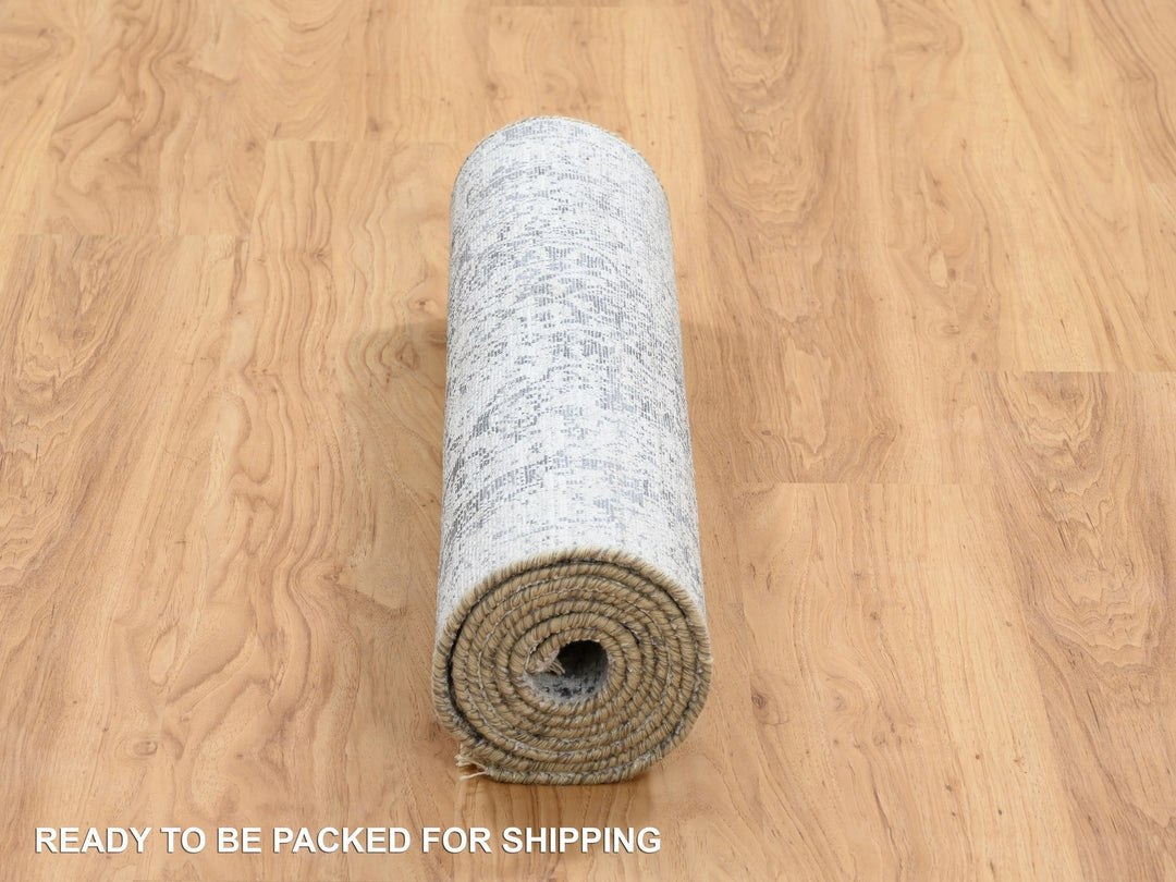 2'7" x 8'2" New Hand Knotted Grey Wool & Pure Silk Runner Oriental Rug - MOA10264324
