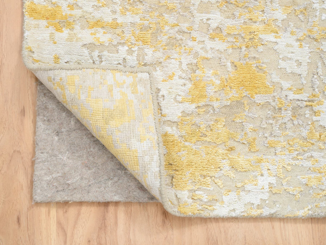 2'0" x 2'9" New Hand Knotted Yellow Wool & Silk Rectangle Oriental Rug - MOA10264344