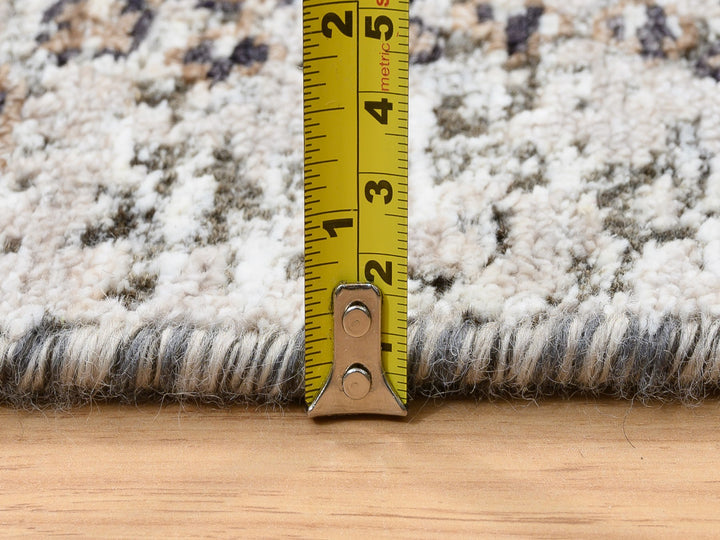 4'0" x 10'0" New Hand Knotted Grey Wool & Silk Runner Oriental Rug - MOA10264451