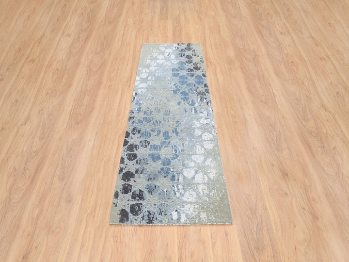 2'6" x 8'0" New Hand Knotted Grey Wool & Silk Runner Oriental Rug - MOA10264554
