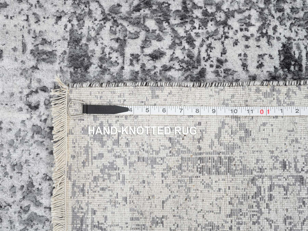 2'7" x 18'1" New Hand Knotted Grey Wool & Silk Runner Oriental Rug - MOA10264559