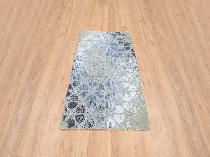 2'8" x 5'10" New Hand Knotted Grey Wool & Silk Rectangle Oriental Rug - MOA10264562