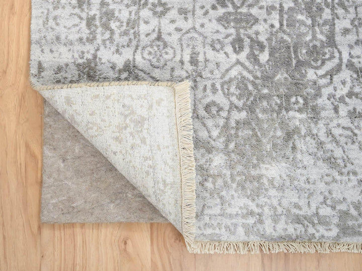 2'6" x 8'0" New Hand Knotted Grey Wool & Silk Runner Oriental Rug - MOA10264600