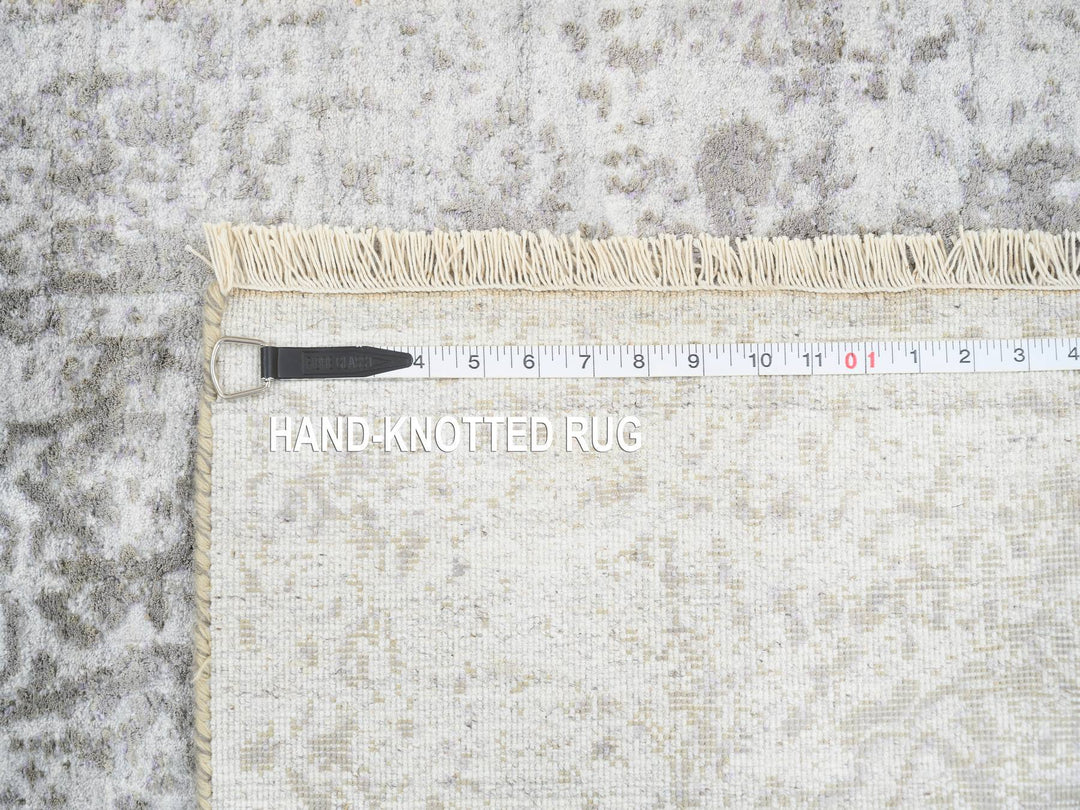 2'6" x 7'10" New Hand Knotted Grey Wool & Silk Runner Oriental Rug - MOA10264603