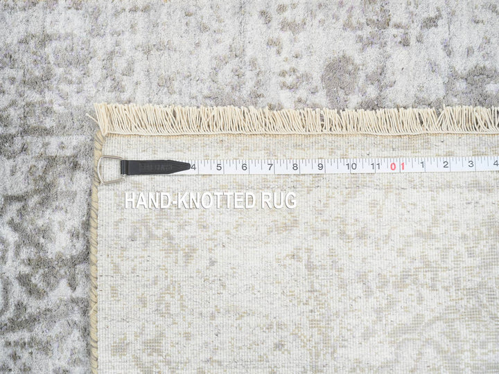 2'6" x 7'10" New Hand Knotted Grey Wool & Silk Runner Oriental Rug - MOA10264603