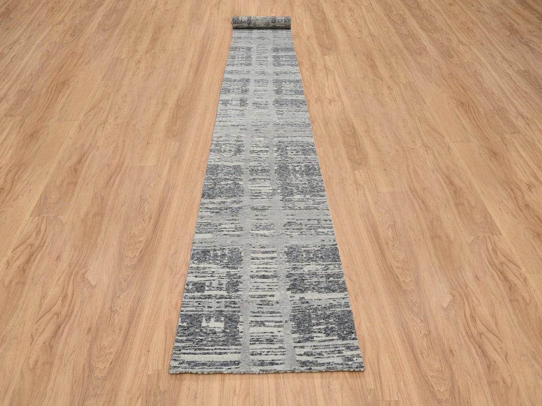 2'6" x 20'0" New Hand Knotted Grey Wool Runner Oriental Rug - MOA10264697