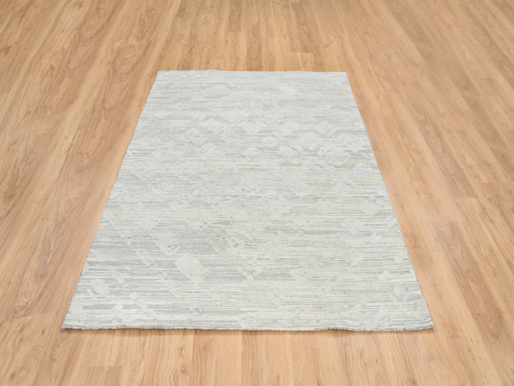 5'1" x 7'3" New Hand Knotted Grey Wool Rectangle Oriental Rug - MOA10264699