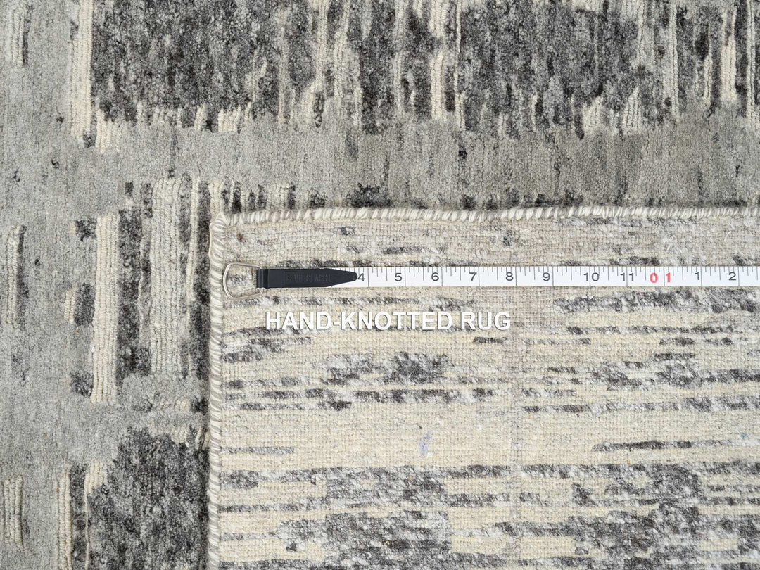 4'0" x 6'1" New Hand Knotted Grey Wool Rectangle Oriental Rug - MOA10264717