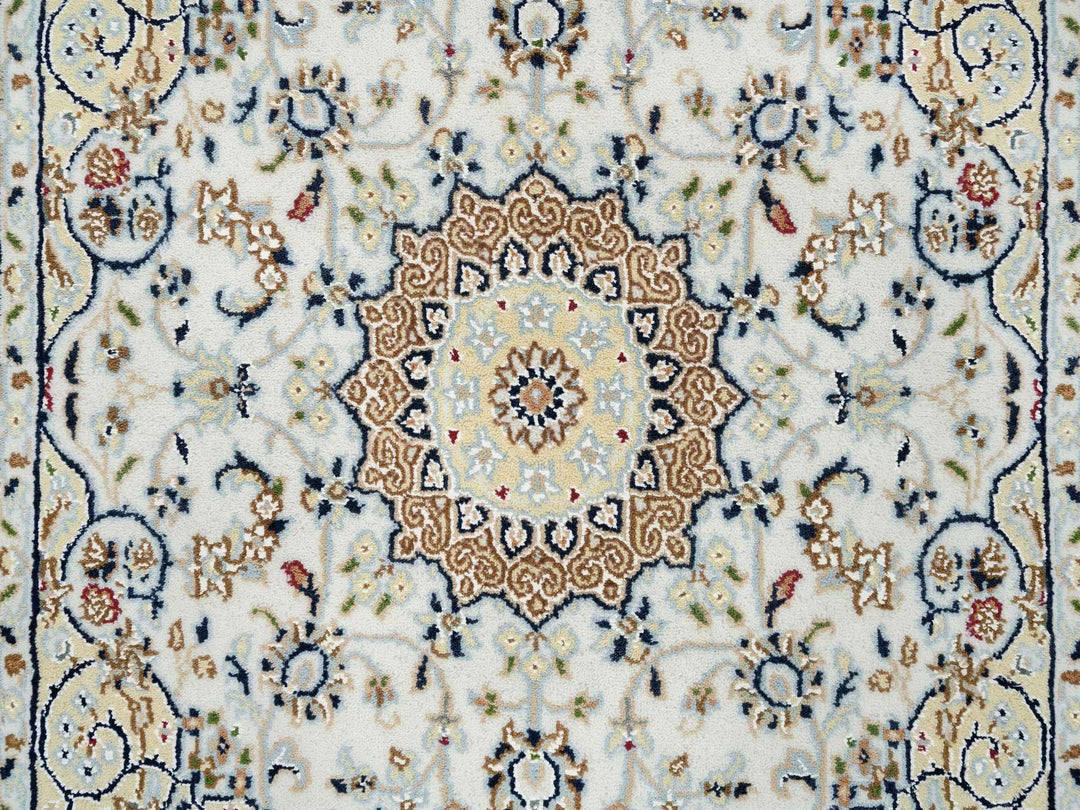3'0" x 3'1" New Hand Knotted Ivory Wool Square Oriental Rug - MOA10264757
