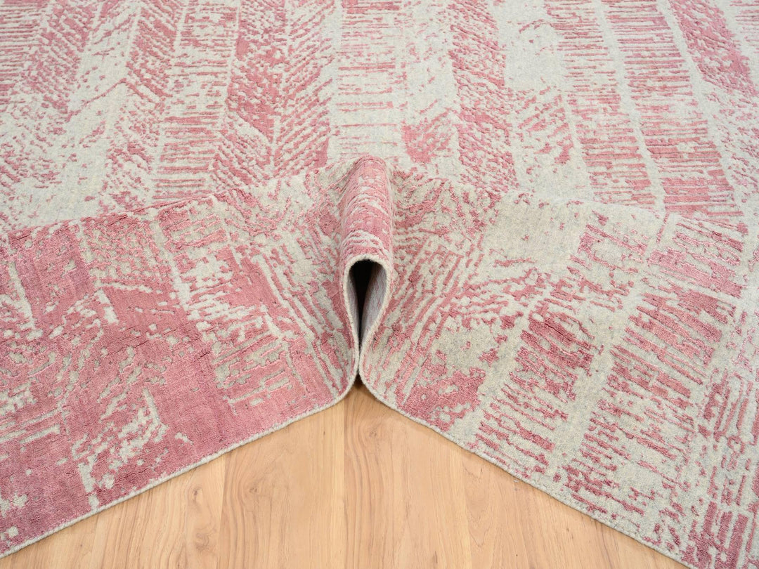 9'0" x 11'10" New Hand Loomed Pink Wool & Silk Rectangle Oriental Rug - MOA10264807