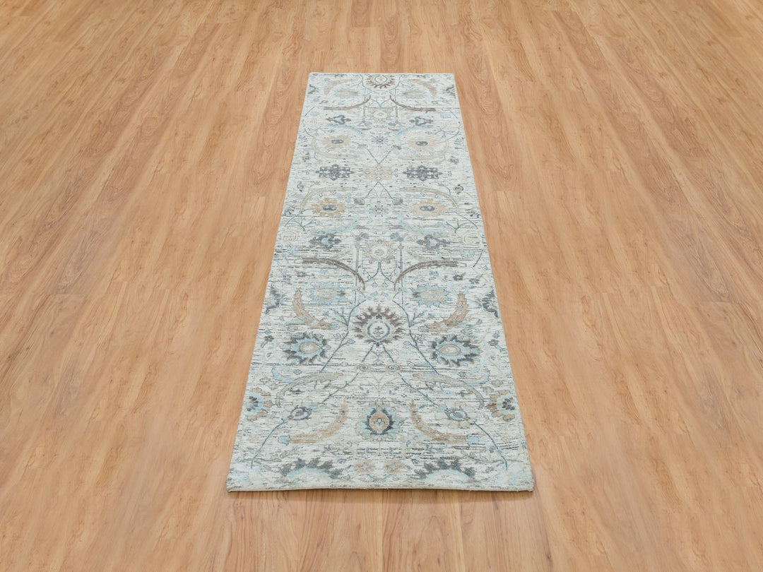 2'7" x 8'2" New Hand Knotted Ivory Wool & Silk Runner Oriental Rug - MOA10264886