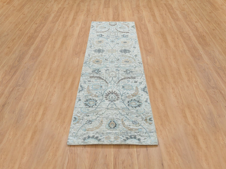 2'7" x 8'2" New Hand Knotted Ivory Wool & Silk Runner Oriental Rug - MOA10264886