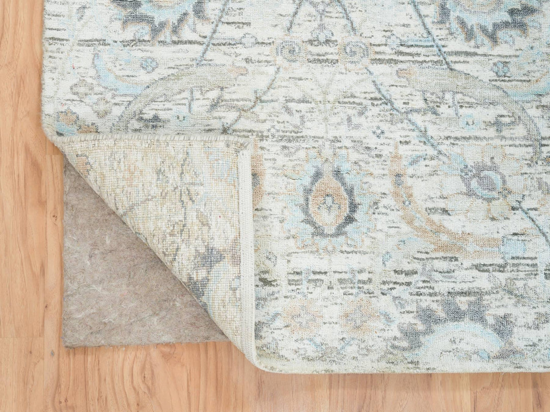 2'7" x 8'2" New Hand Knotted Ivory Wool & Silk Runner Oriental Rug - MOA10264886