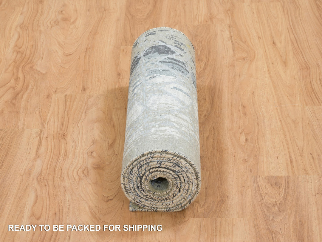 2'6" x 10'0" New Hand Knotted Grey Wool & Silk Runner Oriental Rug - MOA10265019