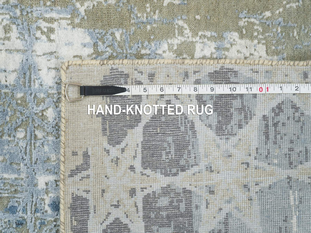 2'6" x 8'3" New Hand Knotted Grey Wool & Silk Runner Oriental Rug - MOA10265027