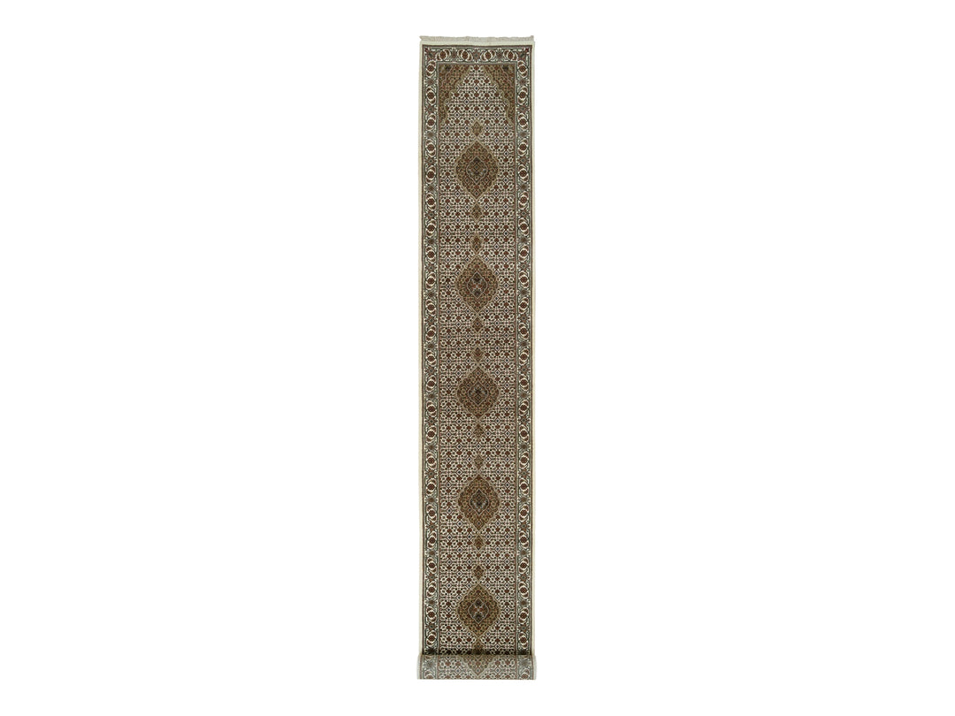 2'6" x 18'0" New Hand Knotted Ivory Wool Runner Oriental Rug - MOA10265085