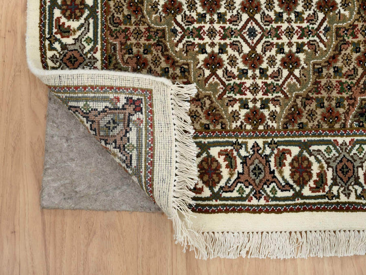 2'6" x 18'0" New Hand Knotted Ivory Wool Runner Oriental Rug - MOA10265085