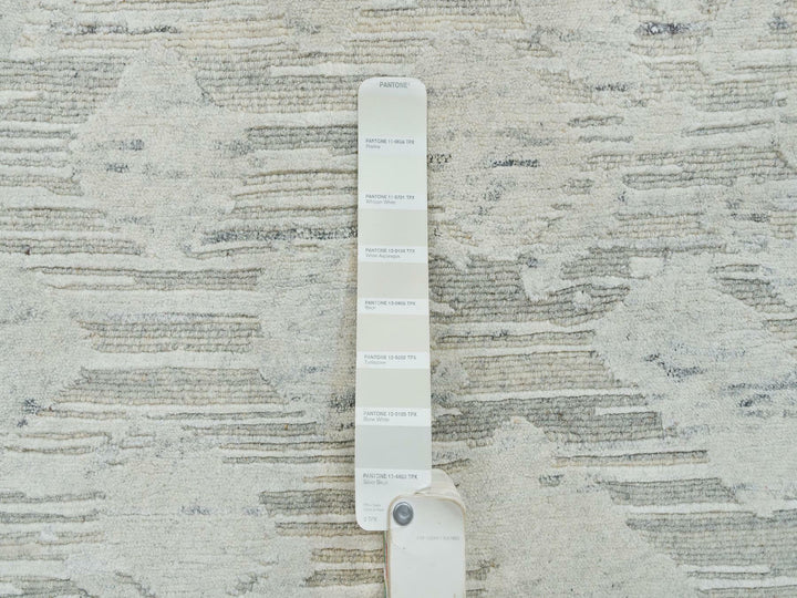 9'0" x 9'0" New Hand Knotted Grey Wool Round Oriental Rug - MOA10265149