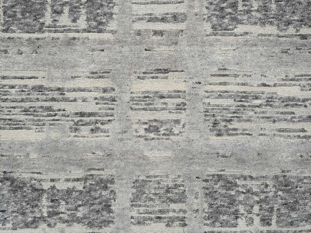 2'6" x 10'0" New Hand Knotted Grey Wool Runner Oriental Rug - MOA10265166