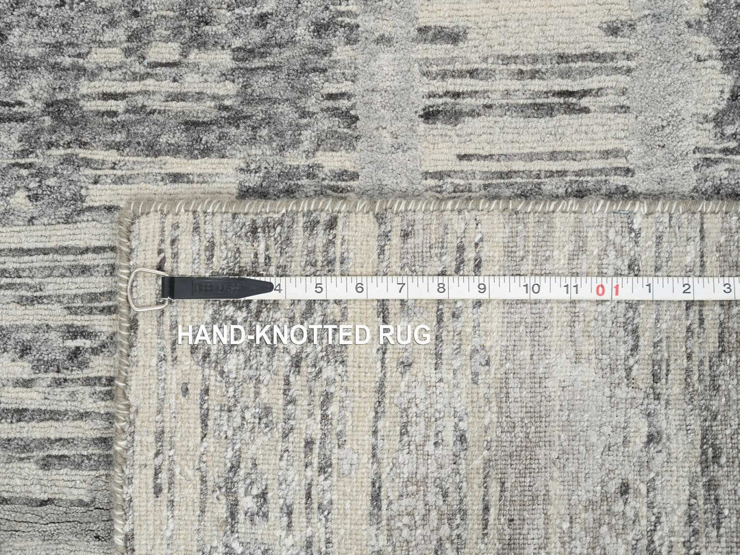 2'6" x 10'0" New Hand Knotted Grey Wool Runner Oriental Rug - MOA10265166
