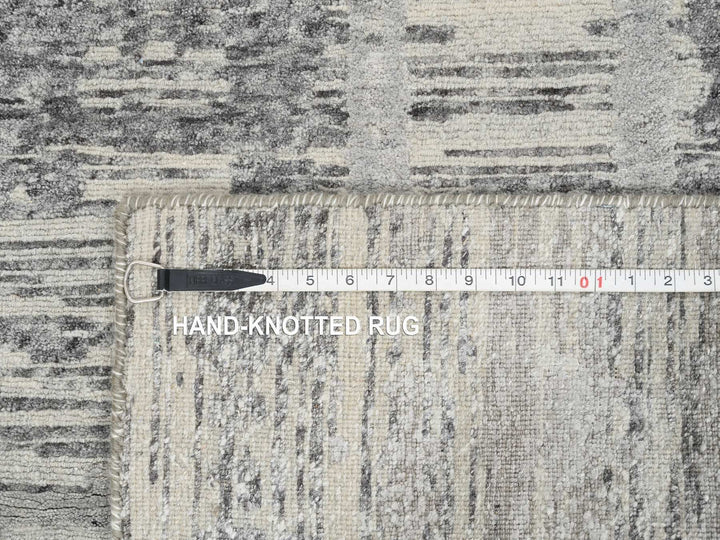2'6" x 10'0" New Hand Knotted Grey Wool Runner Oriental Rug - MOA10265166
