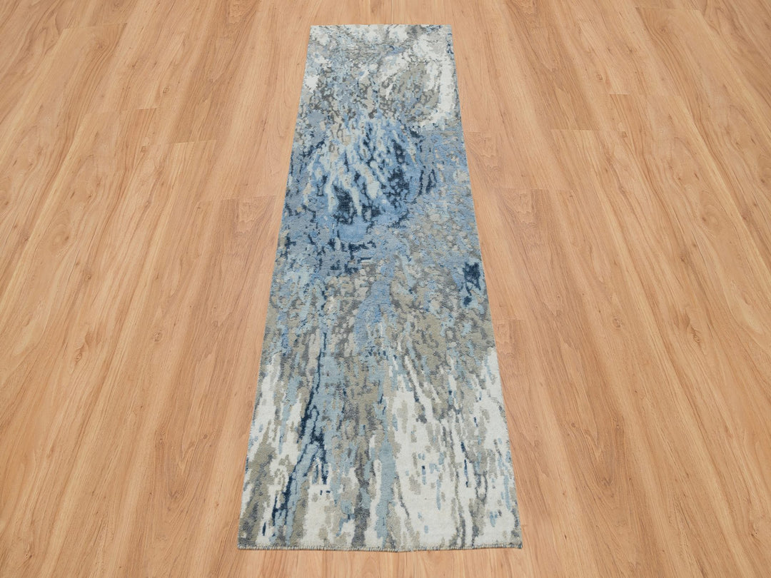 2'7" x 8'1" New Hand Knotted Blue Wool & Silk Runner Oriental Rug - MOA10265216