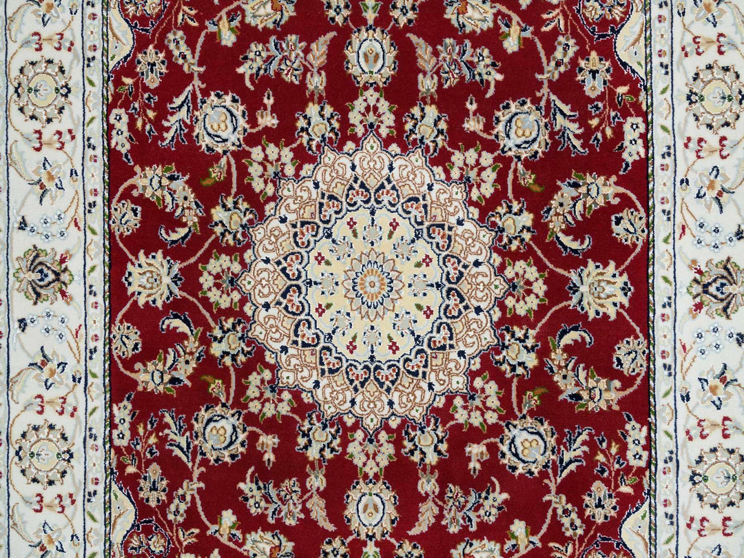 4'7" x 6'8" New Hand Knotted Red Wool Rectangle Oriental Rug - MOA10265346