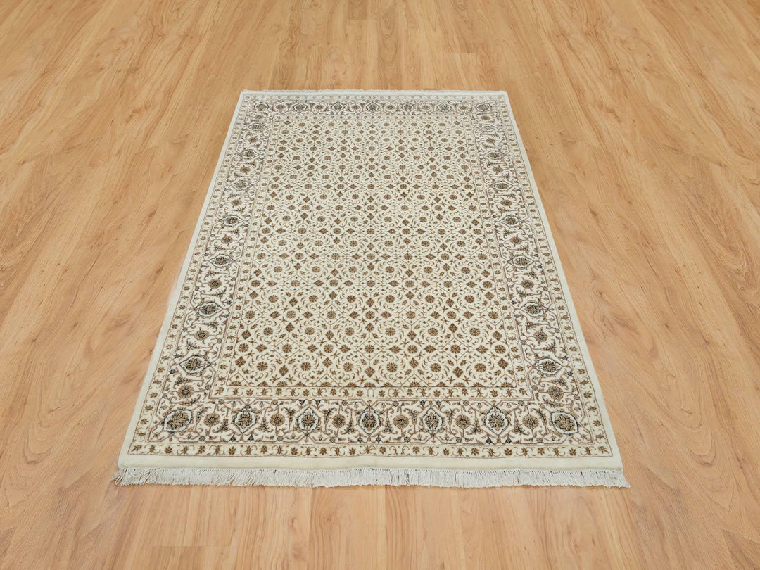 4'7" x 6'8" New Hand Knotted Ivory Wool Runner Oriental Rug - MOA10265347