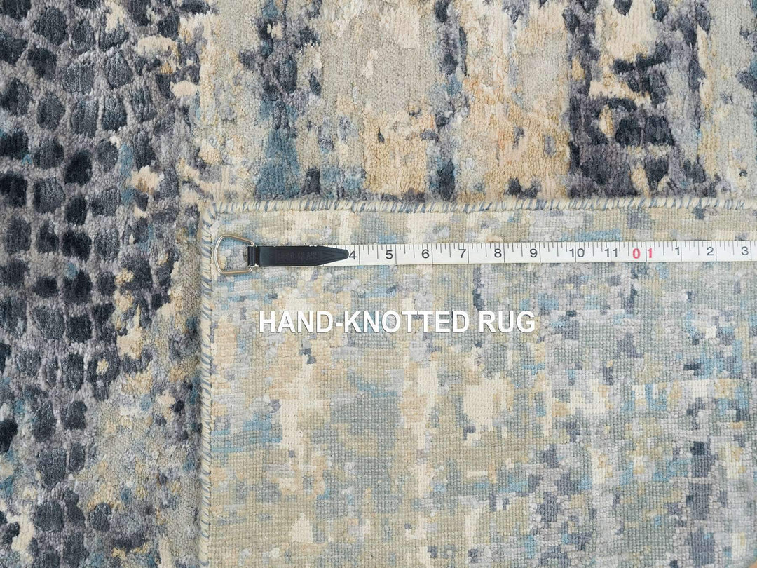 2'6" x 7'9" New Hand Knotted Blue Wool & Silk Runner Oriental Rug - MOA10265450