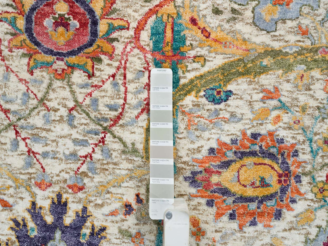 5'0" x 5'0" New Hand Knotted Ivory Wool & Silk Round Oriental Rug - MOA10265549